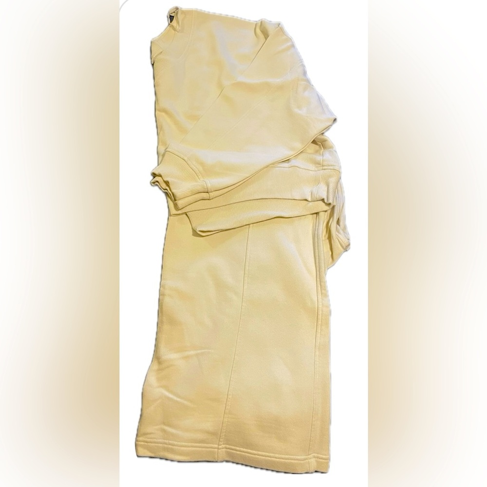 Aerie House Party Skater Pants & Sweatshirt
